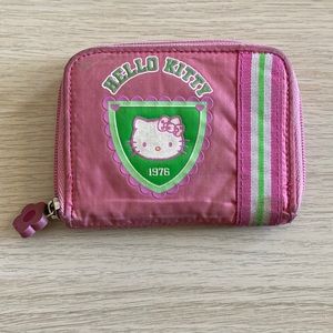 Vintage Y2K Hello Kitty Wallet